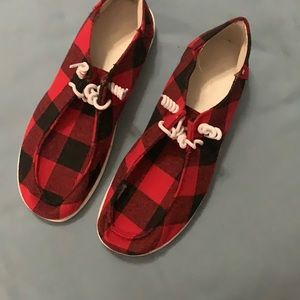 Slip on sneakers